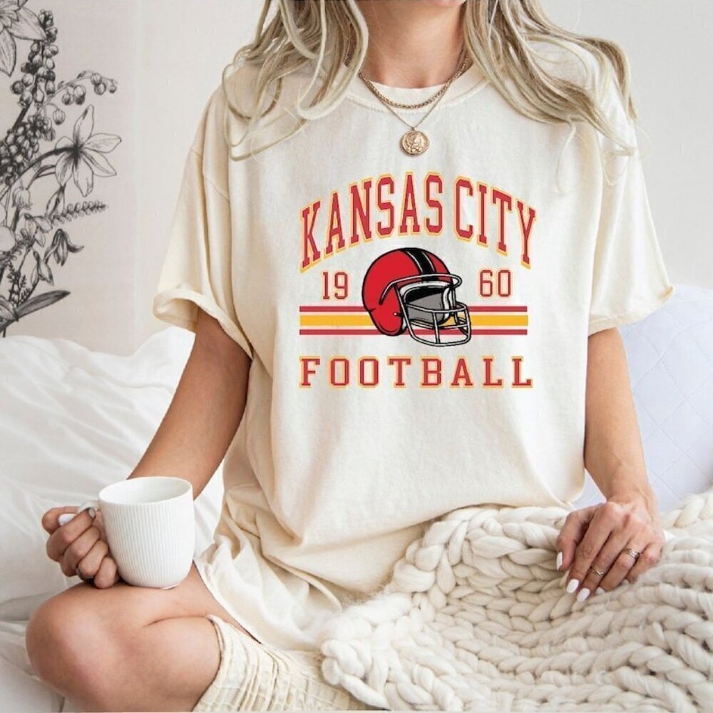 Kansas City Chiefs Retro Style Shirt Vintage KC Football Graphic White Fan
